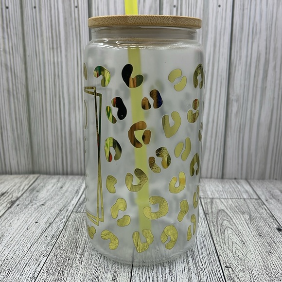 Handmade tumbler Clear Coffee Jar with Yellow Straw and Lid - Picture 3 of 8